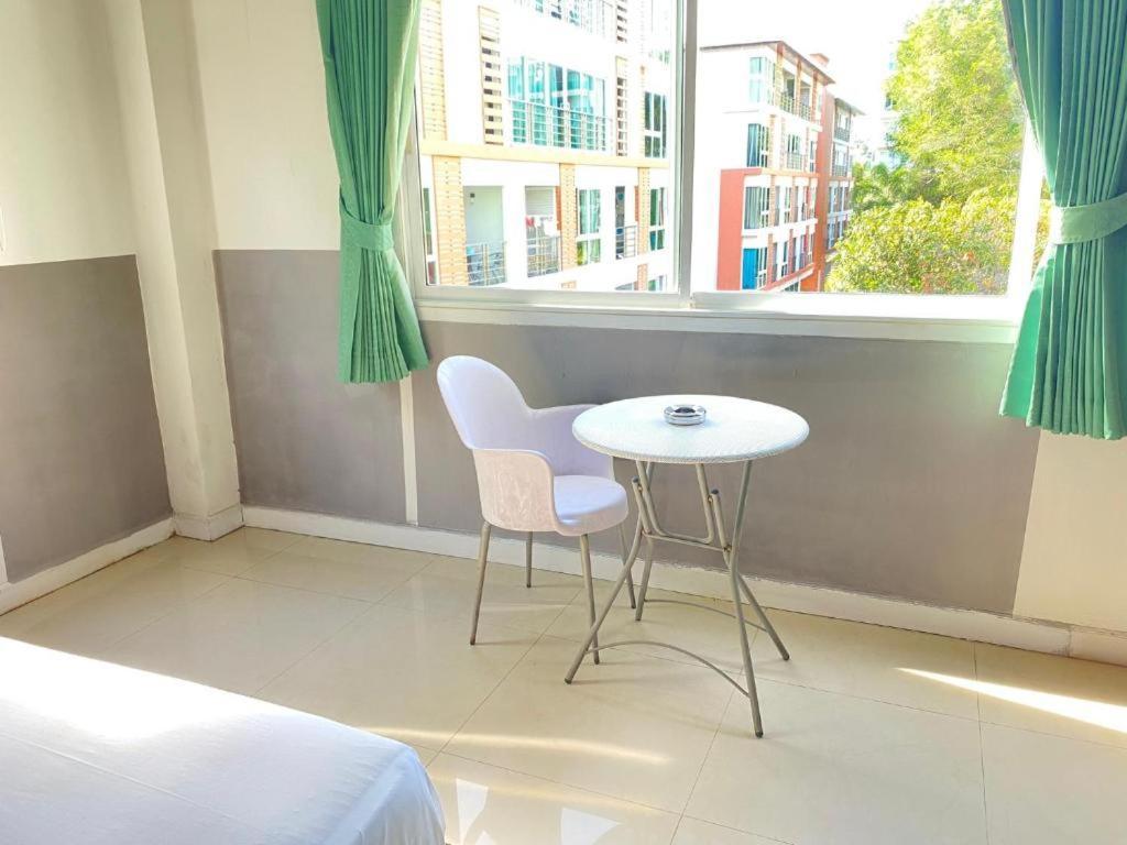 Sweet Dream Hotel Patong Phuket Екстер'єр фото